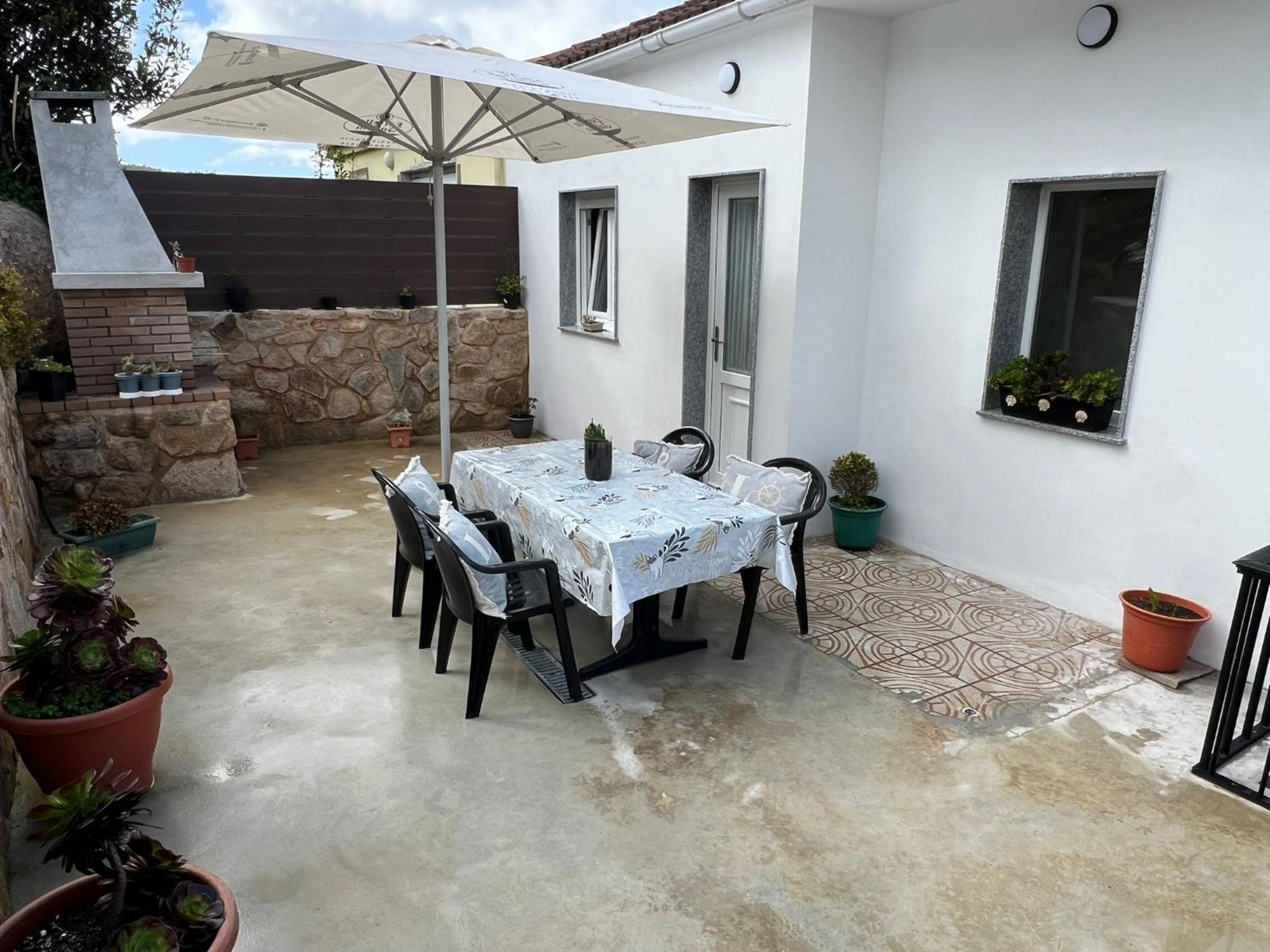 Vila O Cobijo De Elva Arou Exteriér fotografie