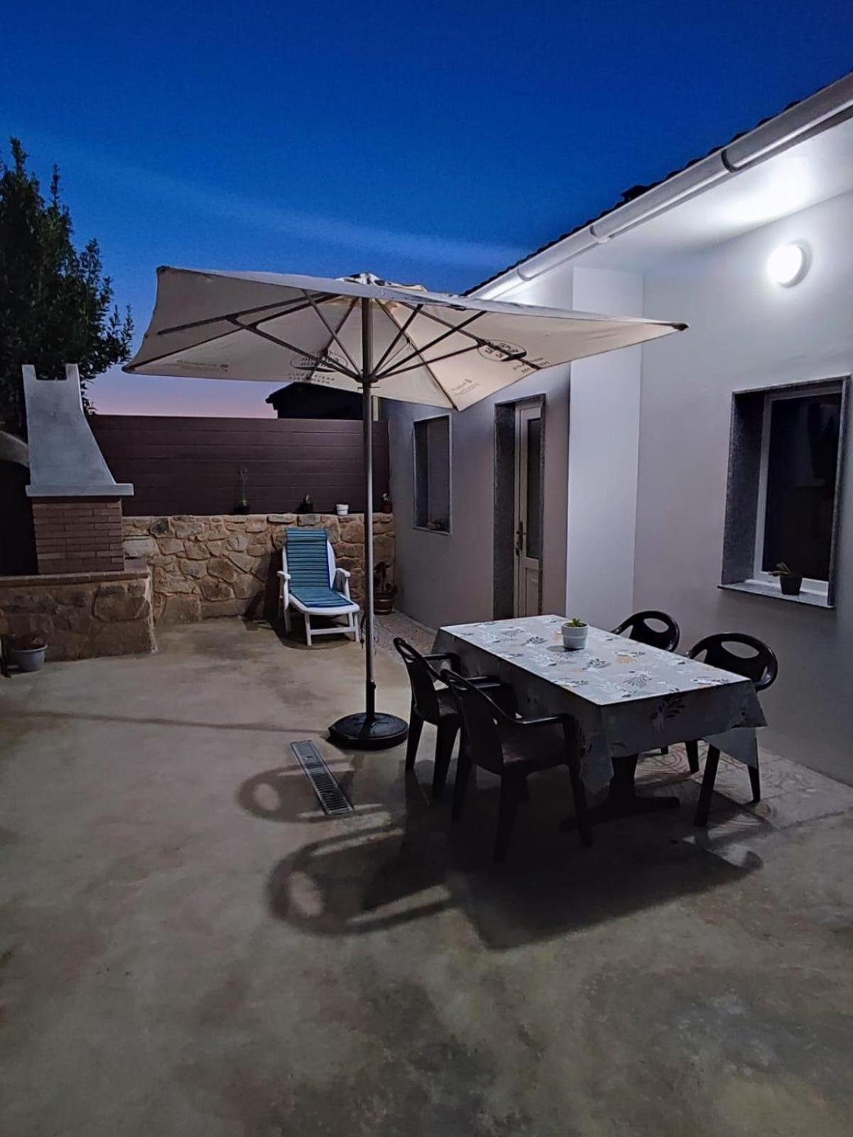 Vila O Cobijo De Elva Arou Exteriér fotografie